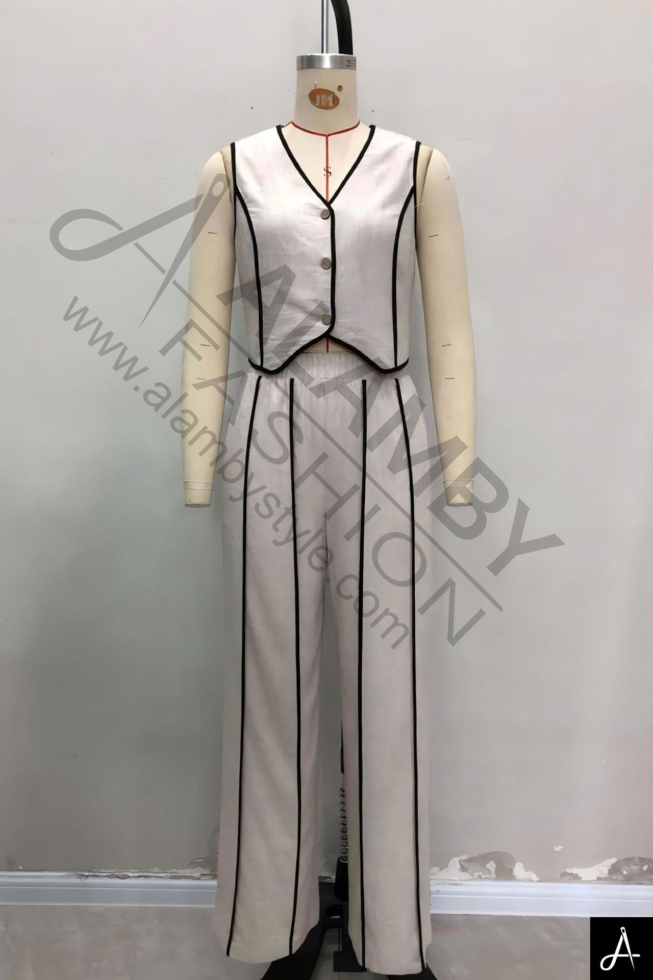 V‑neck sleeveless waistcoat & maxi skirt set